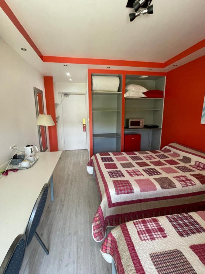 Hotel L'Abribis Firminy Esterno foto